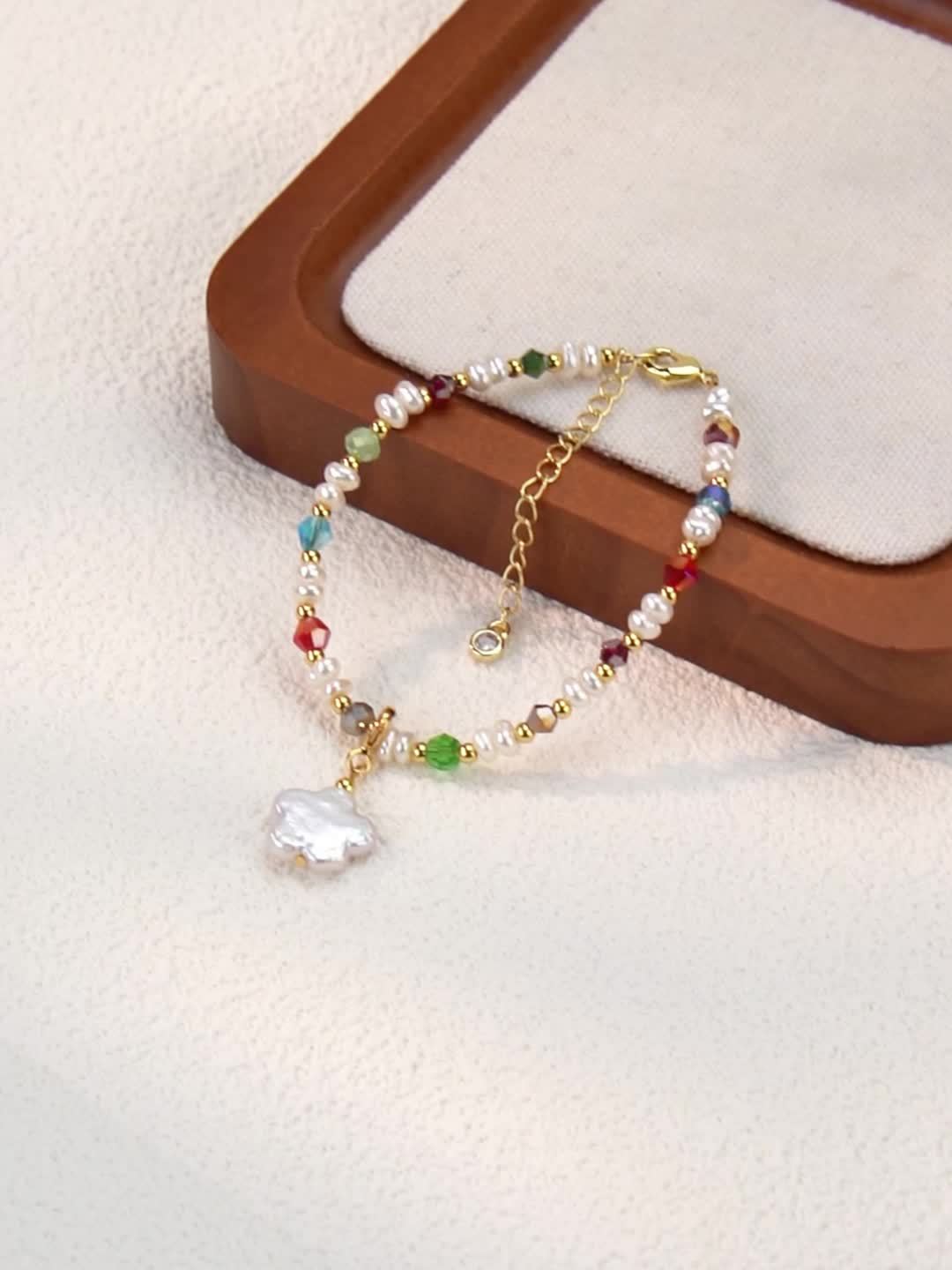 Women's Baroque Freshwater Pearls Bracelet with Zirconia Beads